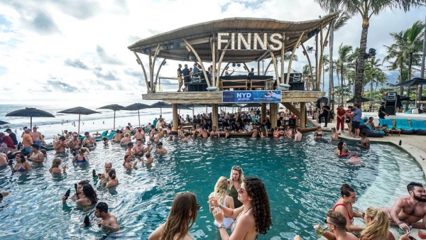 Finn&#039;s Beach Club