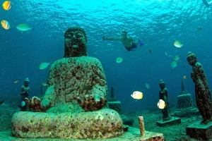 il budda sommerso di pemuteran