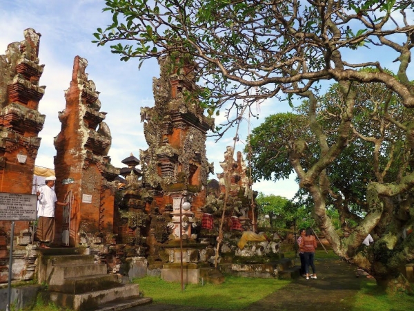 Pura Rambut Siwi